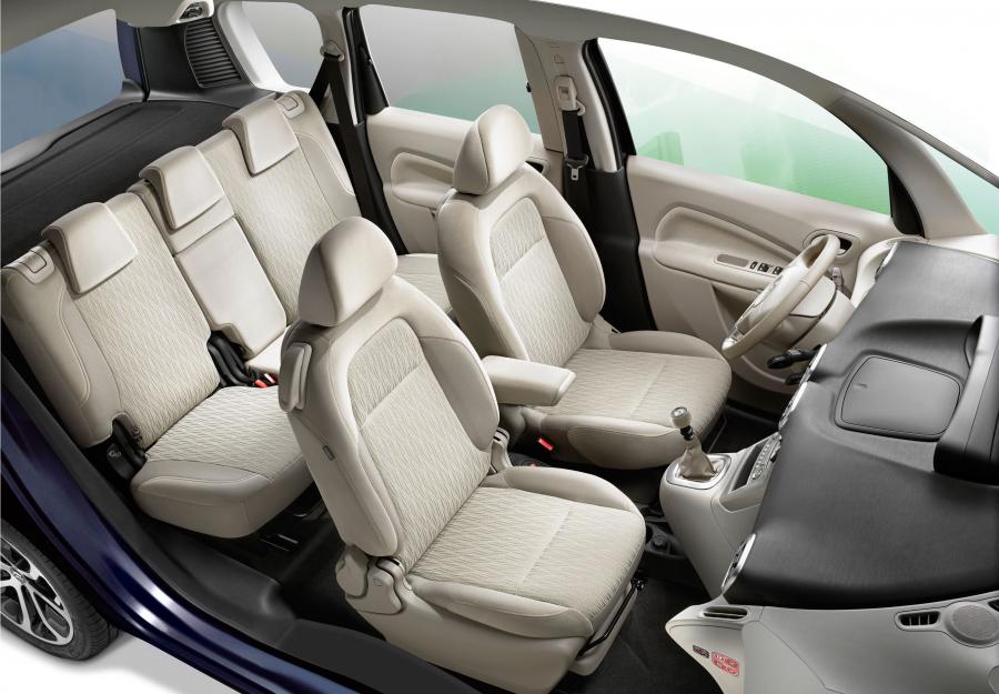  Citroen C3 Picasso 2013 года  (фото 9 из 21)
